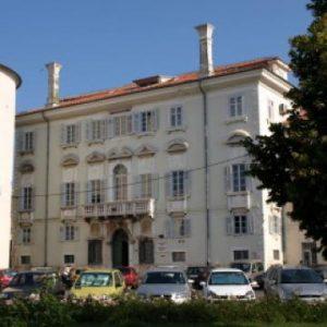 Knjiznica2