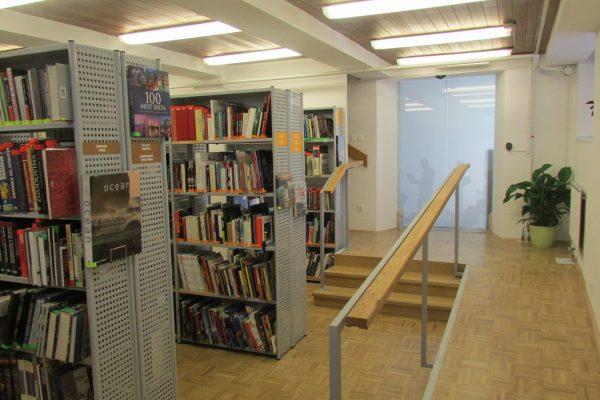 Teden splošnih knjižnic s kar dvema razstavama v Osrednji knjižnici Srečka Vilharja