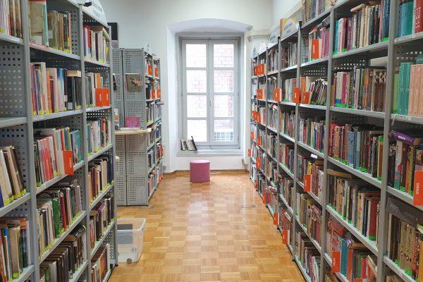 ŽIVA KNJIŽNICA: Naj vas zanimivi ljudje presenetijo