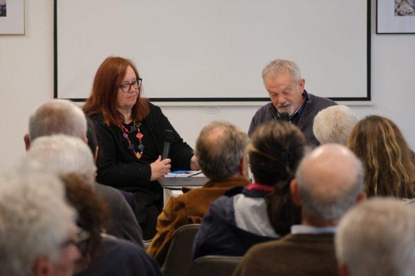 DOGAJANJE V KNJIŽNICI KOPER: Junaki, junakinje, Čehi in veliko praznovanje