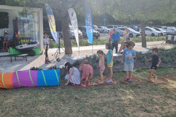 PRAVLJIČNE URICE: Tudi letos z Radiem Capris na plaži razveselimo najmlajše