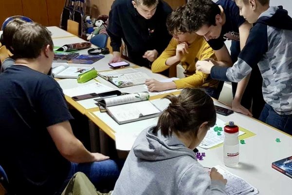 Dungeons and Dragons na Oddelku za mlade bralce