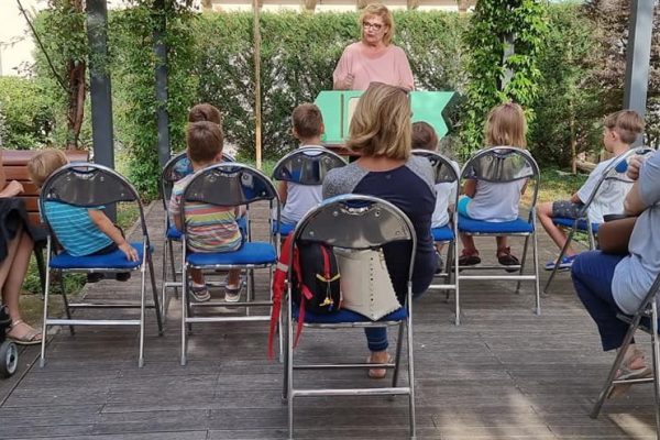 KAKO SPODBUDITI OTROKE IN STAREJŠE K BRANJU?